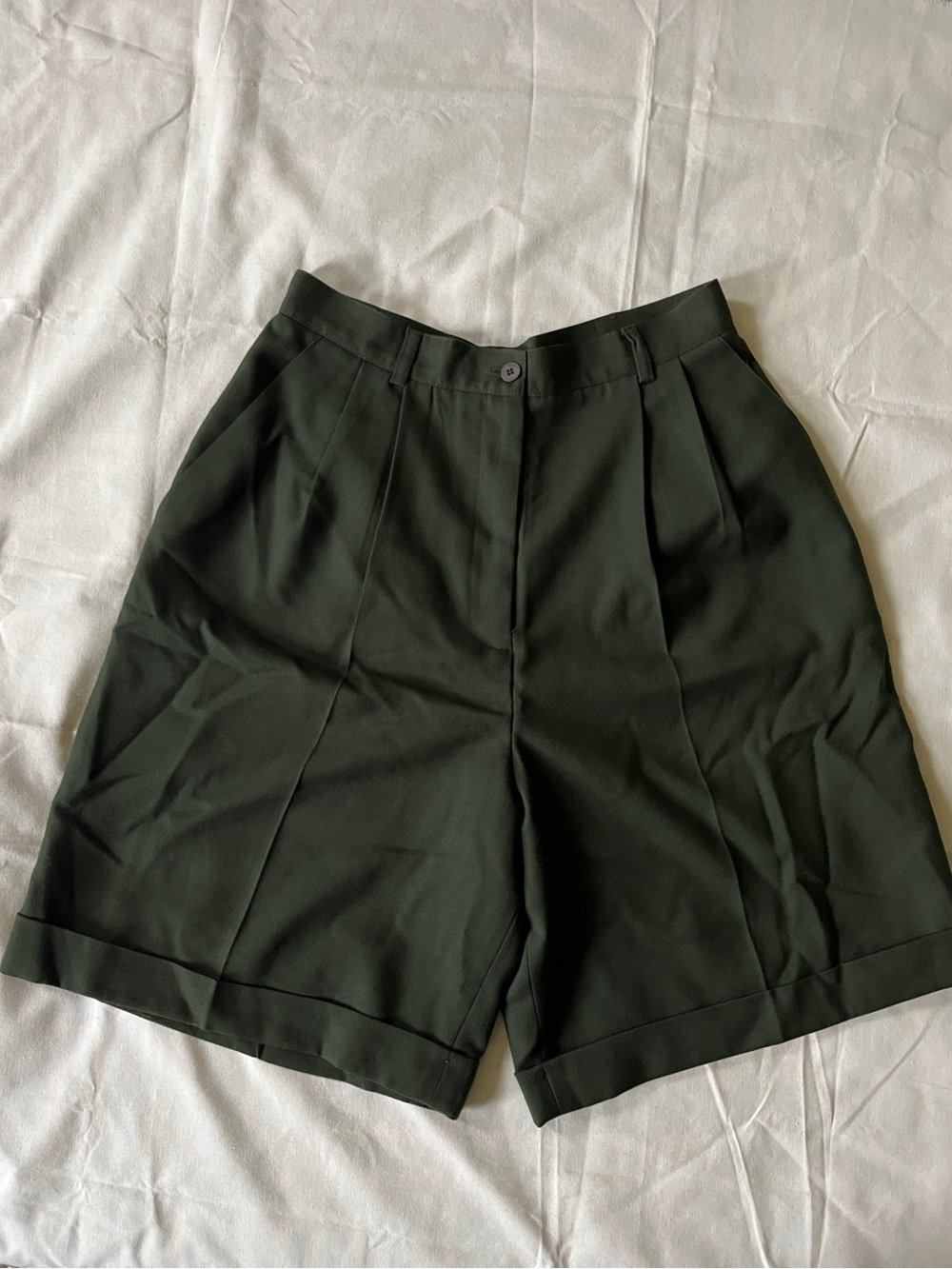 1990’s Talbots High-Waist Wool Shorts in Olive Green